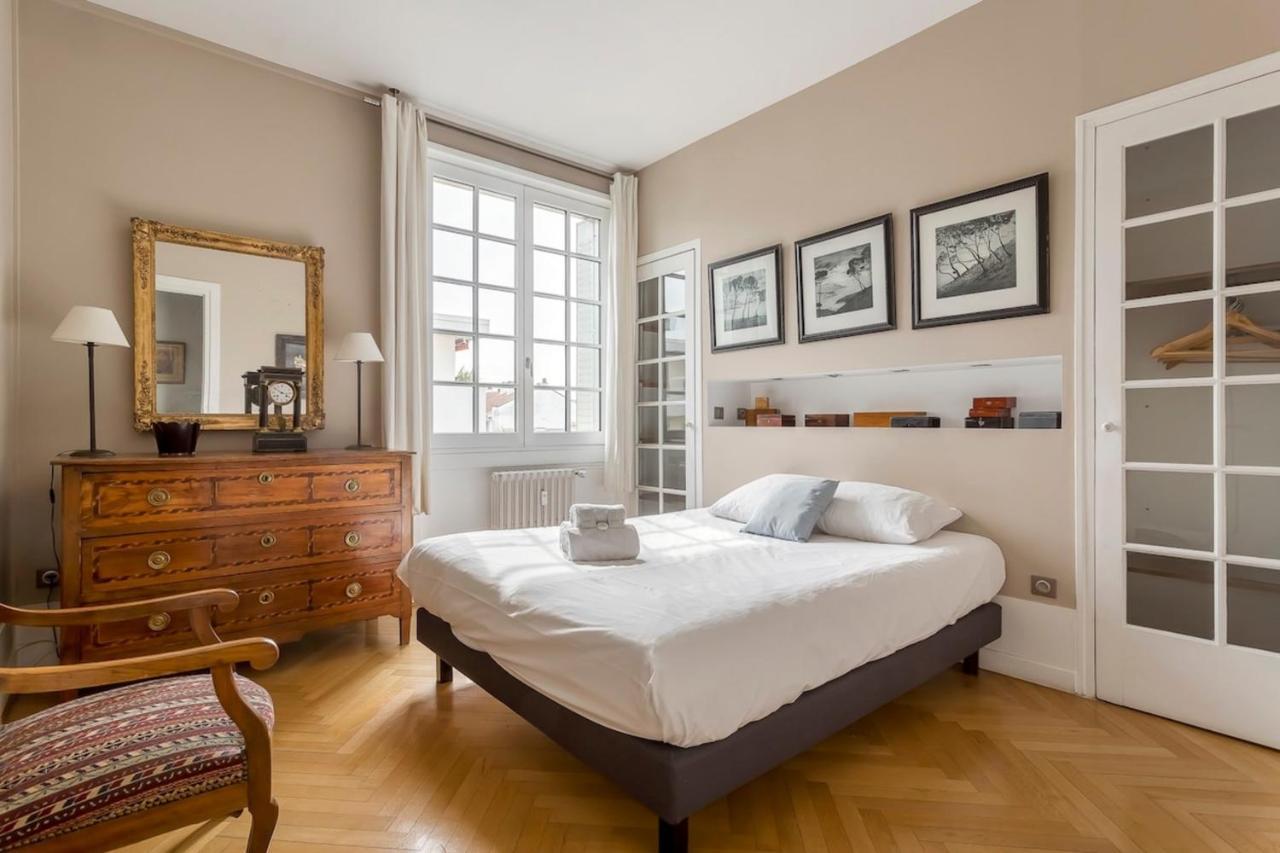 Suite Des Belges Parc Tete D'Or - 4 A 6 Voyageurs Lyon Exterior photo